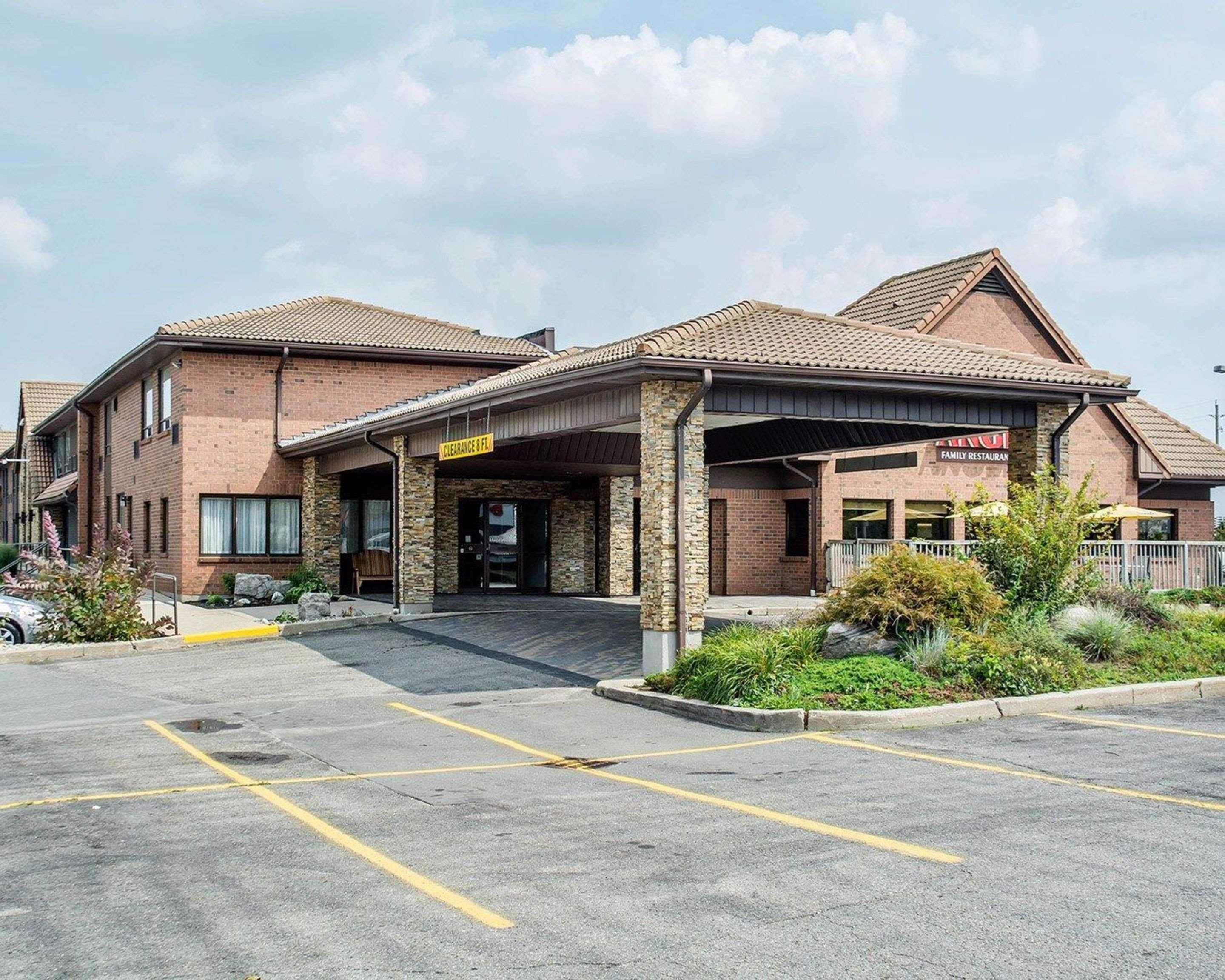 Comfort Inn Waterloo Exterior photo