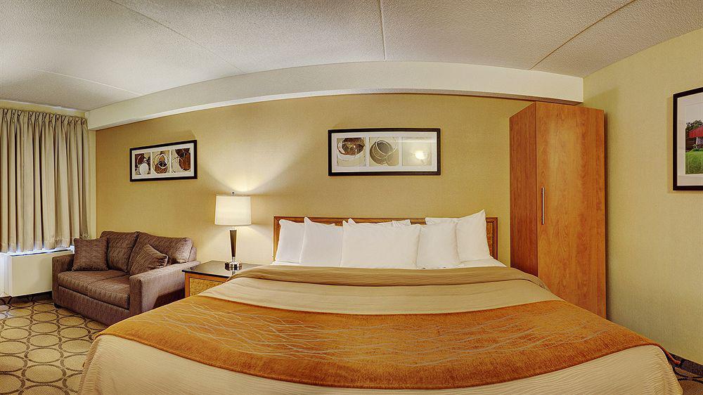 Comfort Inn Waterloo Exterior photo
